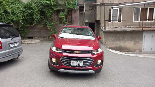 Chevrolet Trax, Бензин, 2018