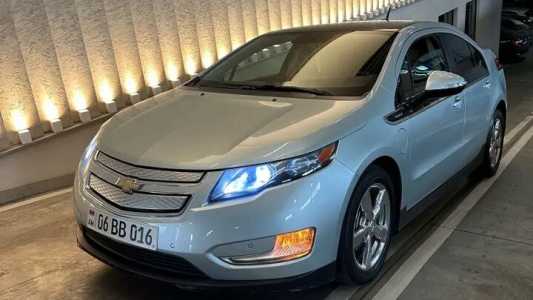 Chevrolet Volt, Гибрид, 2011