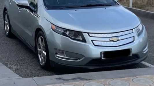 Chevrolet Volt, Гибрид, 2011