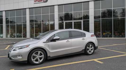 Chevrolet Volt, Гибрид, 2012