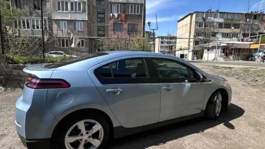 Chevrolet Volt, Гибрид, 2013