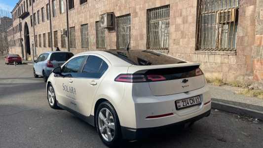 Chevrolet Volt, Гибрид, 2013