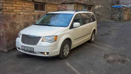 Chrysler Town & Country, Бензин, 2010