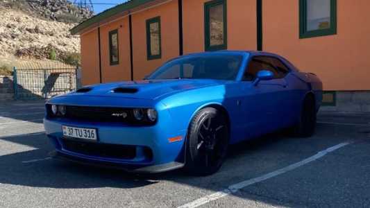 Dodge Challenger, Бензин, 2015