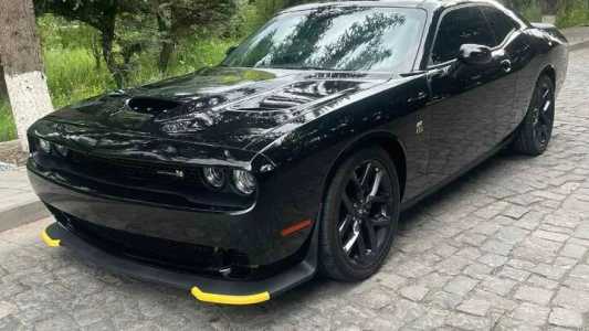 Dodge Challenger, Бензин, 2021