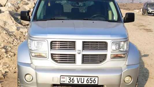 Dodge Nitro, Бензин, 2009