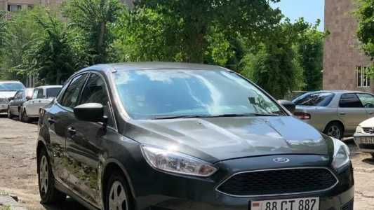 Ford Focus, Бензин, 2015