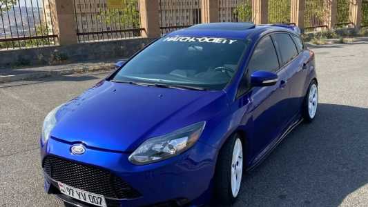 Ford Focus ST, Бензин, 2013