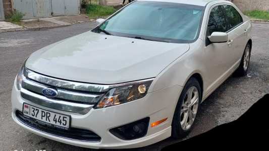 Ford Fusion (North America), Бензин, 2011