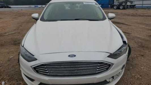 Ford Fusion (North America), Бензин, 2017