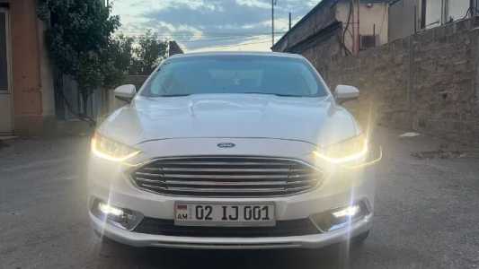 Ford Fusion (North America), Бензин, 2017