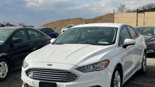 Ford Fusion (North America), Бензин, 2017