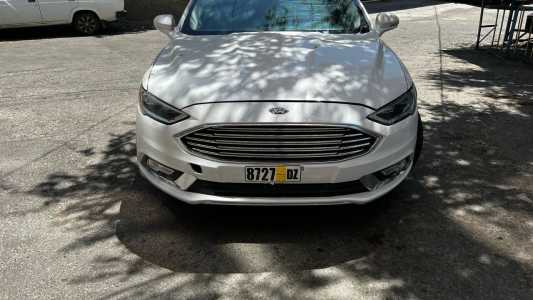 Ford Fusion (North America), Бензин, 2017