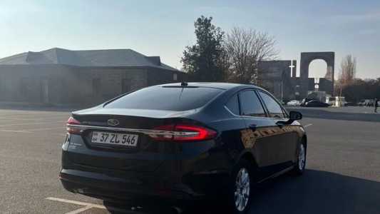 Ford Fusion (North America), Бензин, 2017