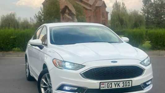 Ford Fusion (North America), Бензин, 2017