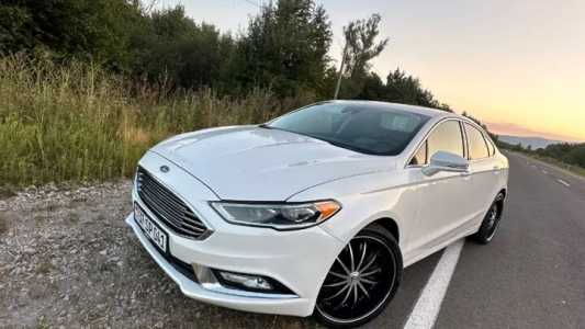 Ford Fusion (North America), Бензин, 2017