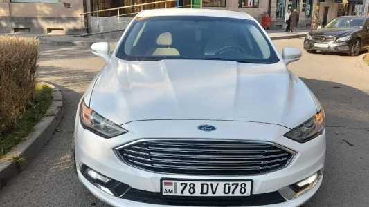 Ford Fusion (North America), Бензин, 2017