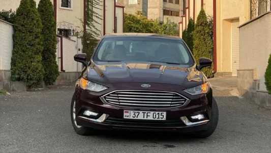 Ford Fusion (North America), Бензин, 2017