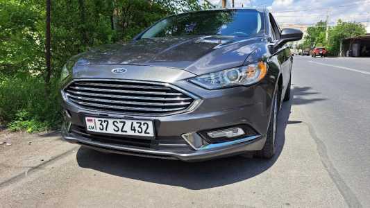 Ford Fusion (North America), Бензин, 2017