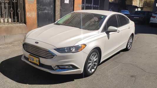 Ford Fusion (North America), Бензин, 2017