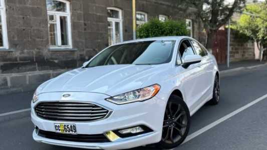 Ford Fusion (North America), Бензин, 2018