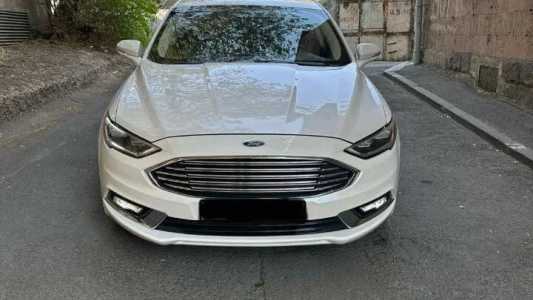 Ford Fusion (North America), Бензин, 2018