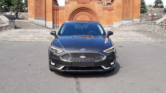 Ford Fusion (North America), Бензин, 2018