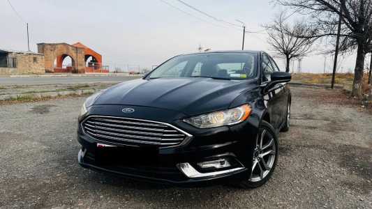 Ford Fusion (North America), Бензин, 2018