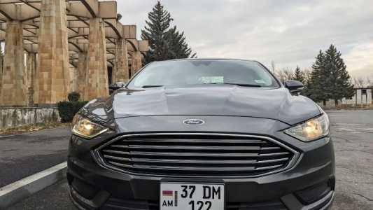 Ford Fusion (North America), Бензин, 2018