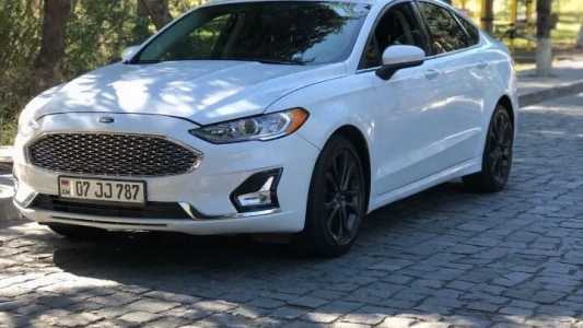 Ford Fusion (North America), Бензин, 2018