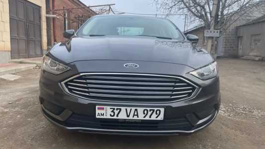 Ford Fusion (North America), Бензин, 2018