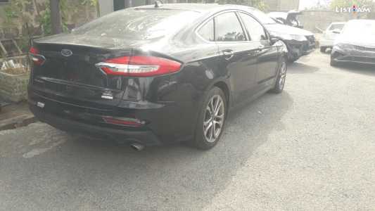 Ford Fusion (North America), Бензин, 2019