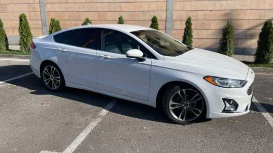 Ford Fusion (North America), Бензин, 2019