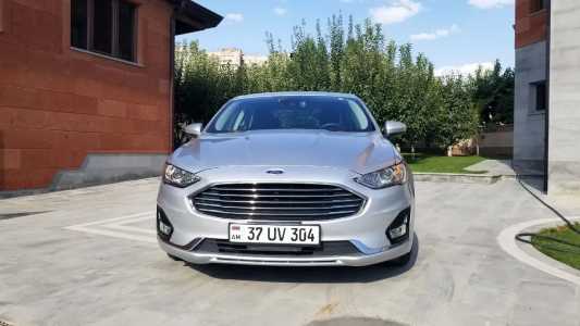 Ford Fusion (North America), Бензин, 2019