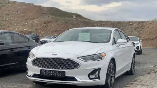 Ford Fusion (North America), Бензин, 2019