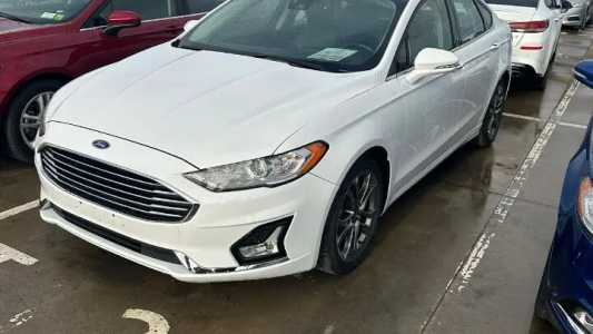 Ford Fusion (North America), Бензин, 2019