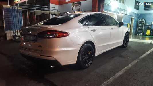 Ford Fusion (North America), Бензин, 2019