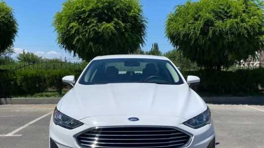 Ford Fusion (North America), Бензин, 2019