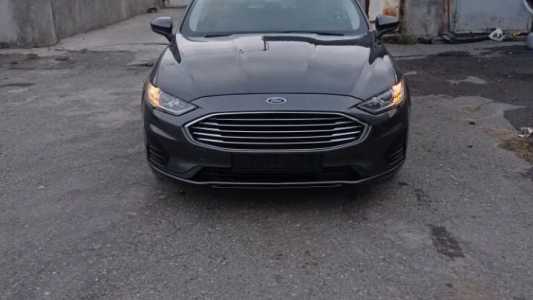 Ford Fusion (North America), Бензин, 2019