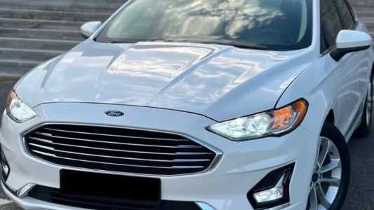 Ford Fusion (North America), Бензин, 2020