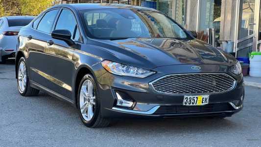 Ford Fusion (North America), Бензин, 2020