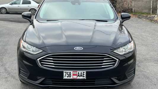 Ford Fusion (North America), Бензин, 2020