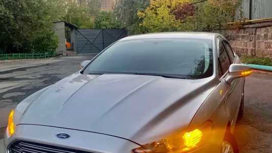 Ford Fusion (North America), Гибрид, 2013