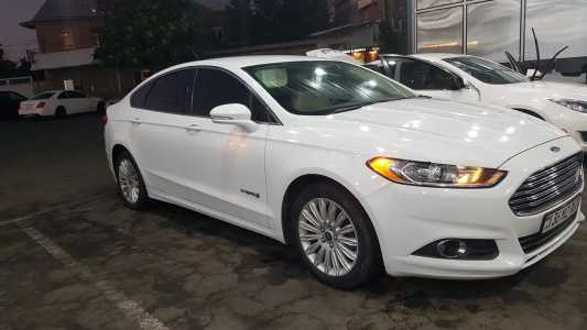 Ford Fusion (North America), Гибрид, 2014