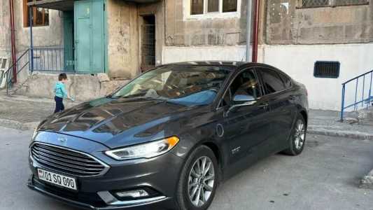 Ford Fusion (North America), Гибрид, 2016