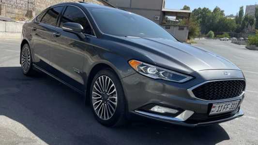 Ford Fusion (North America), Гибрид, 2017