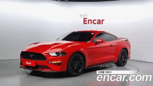 Ford Mustang, 2022