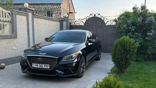 Genesis G80, Бензин, 2019