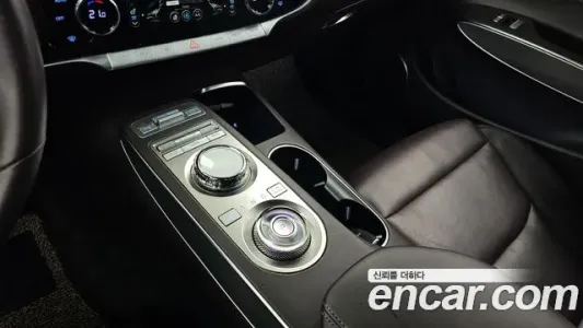 Genesis GV70, 2021