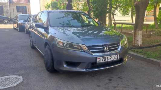 Honda Accord, Бензин, 2013